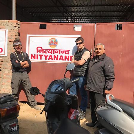 Bed and Breakfast Nityanand Prayagraj Exterior foto