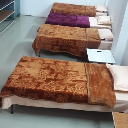 Bed and Breakfast Nityanand Prayagraj Exterior foto